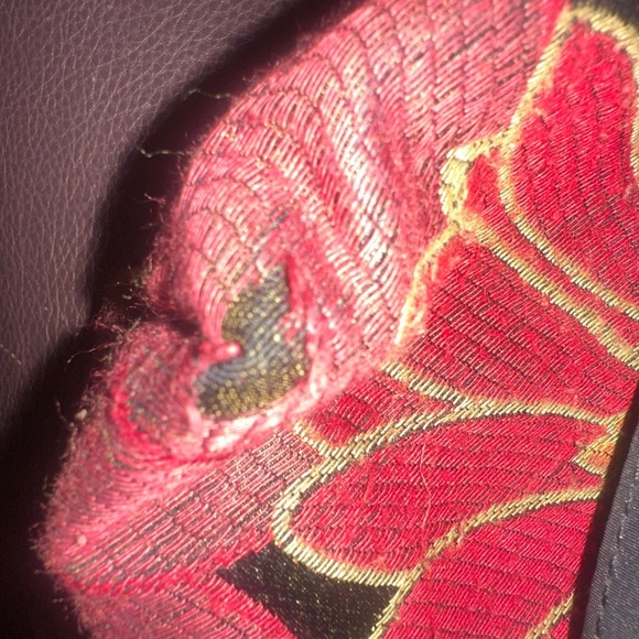 Vibrant Floral Crossbody Bag - Picture 12 of 14